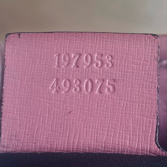 Authentic Gucci GG Supreme Joy Tote - Pink Leather Trim - Picture 4 of 10